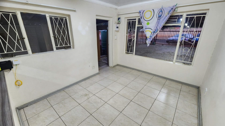 2 Bedroom Property for Sale in Fleurdal Free State